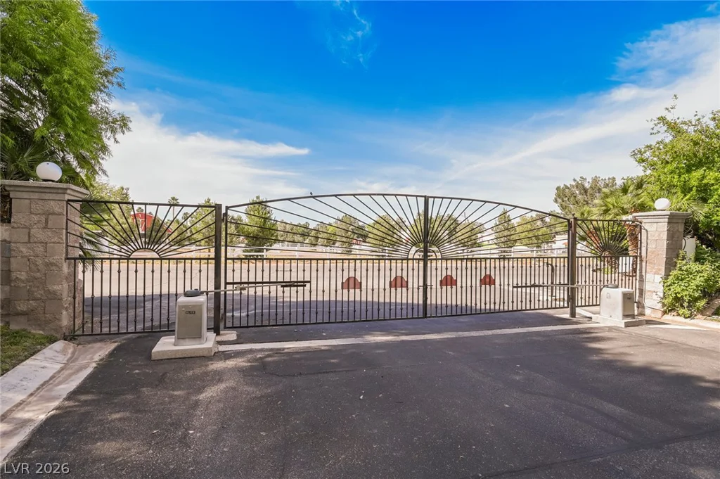 3495 Pama, Las Vegas, NV 89120