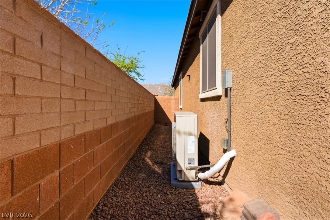7140 Stanley Frederick, Las Vegas, NV 89166