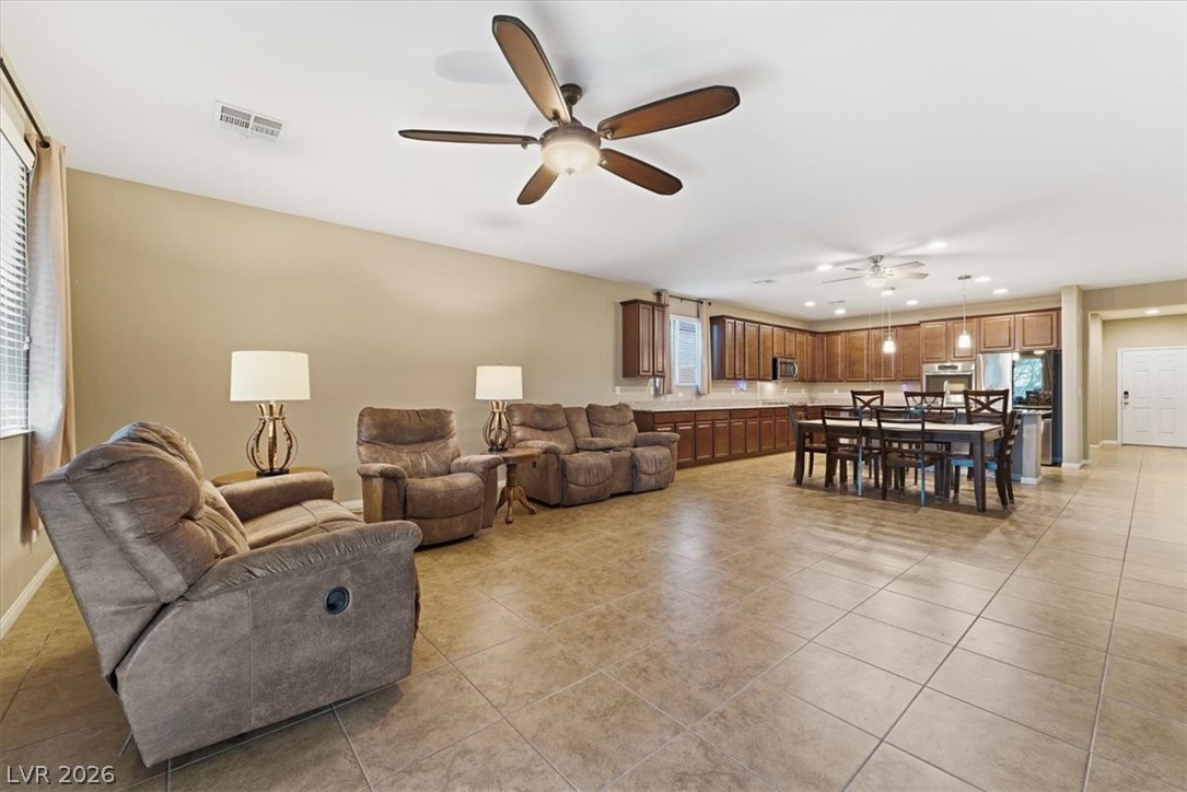7140 Stanley Frederick, Las Vegas, NV 89166