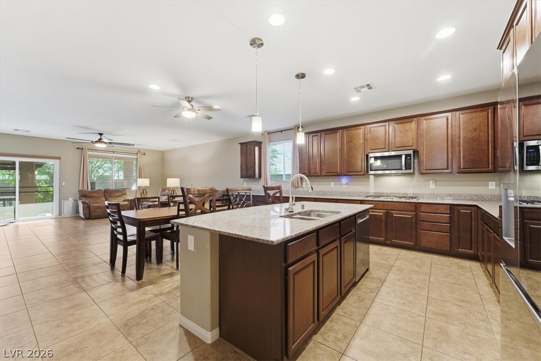7140 Stanley Frederick, Las Vegas, NV 89166