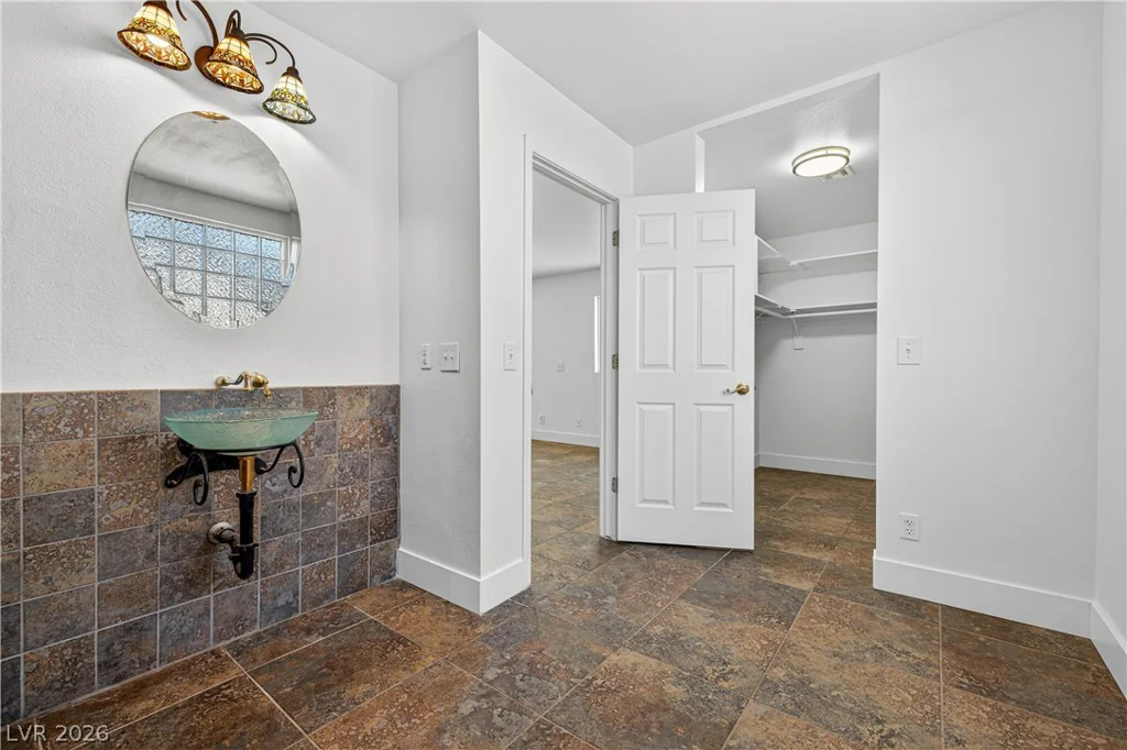 2424 Indian Sage, Las Vegas, NV 89108