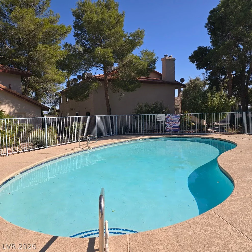 713 Rock Springs, Las Vegas, NV 89128