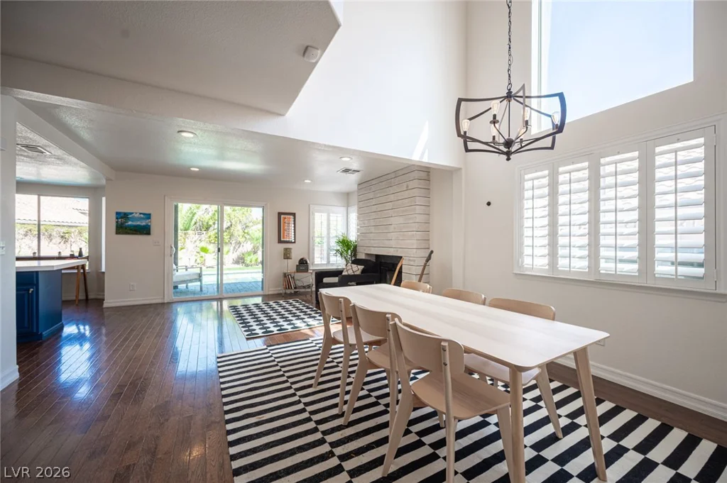 9324 Mist Flower, Las Vegas, NV 89134