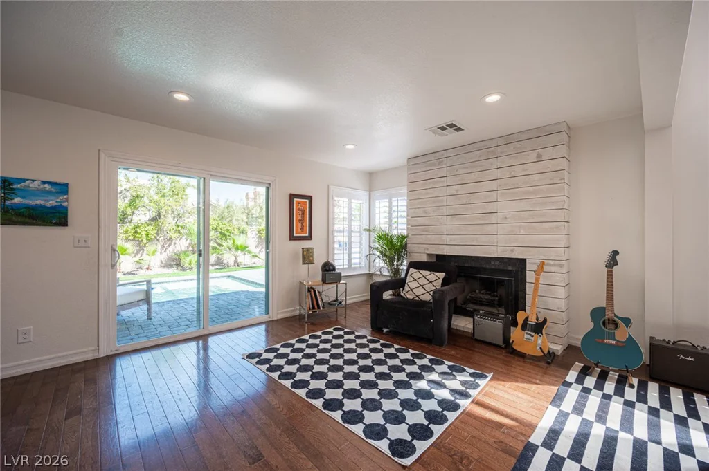 9324 Mist Flower, Las Vegas, NV 89134