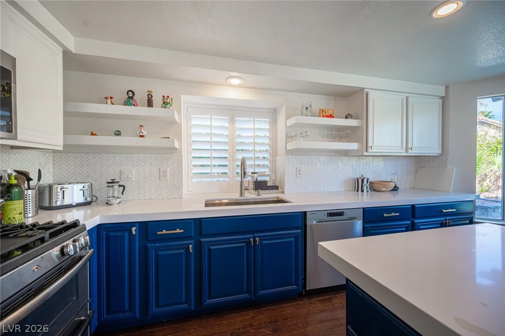 9324 Mist Flower, Las Vegas, NV 89134