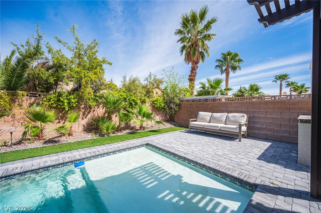 9324 Mist Flower, Las Vegas, NV 89134