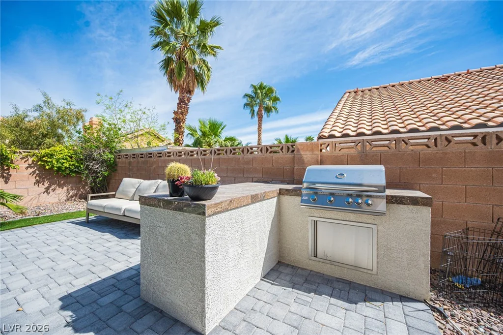 9324 Mist Flower, Las Vegas, NV 89134