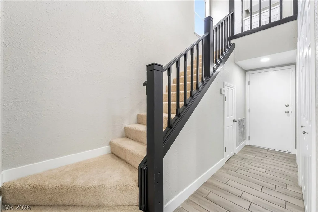 4025 Chalfont, Las Vegas, NV 89121