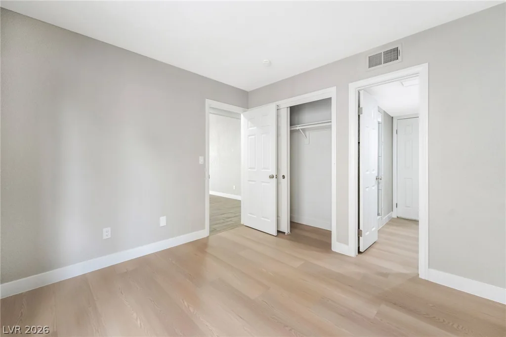 4025 Chalfont, Las Vegas, NV 89121