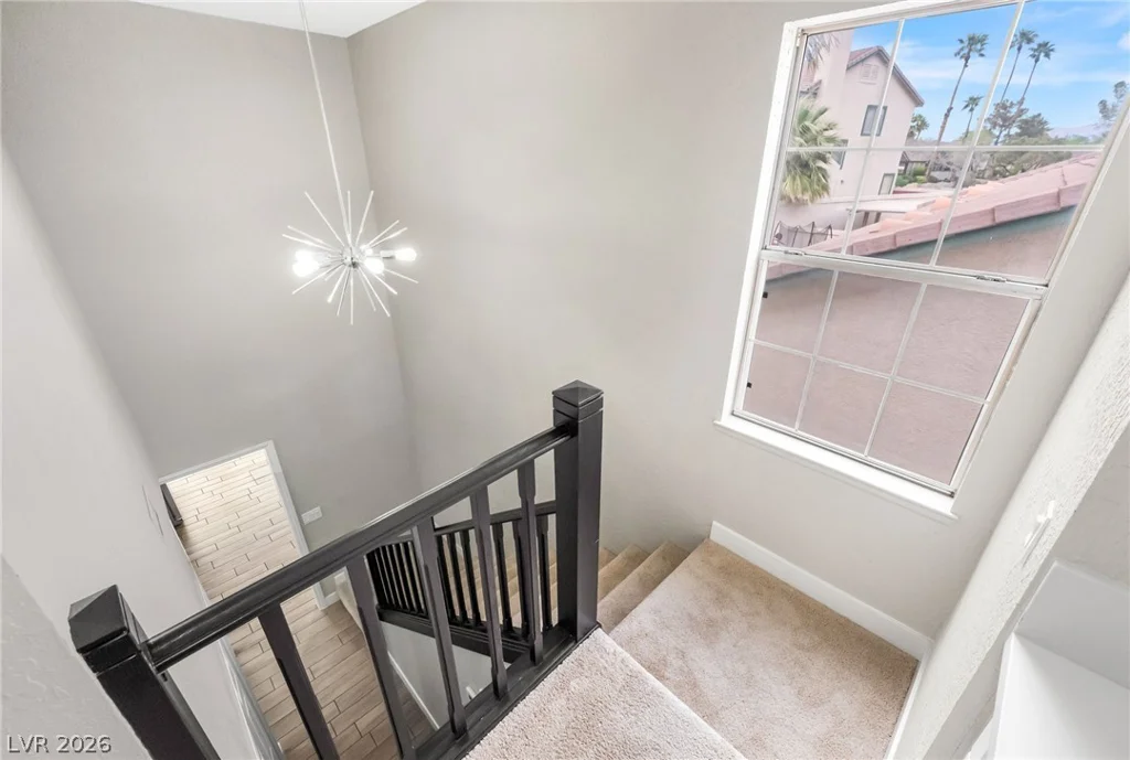 4025 Chalfont, Las Vegas, NV 89121