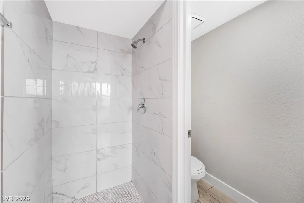 4025 Chalfont, Las Vegas, NV 89121