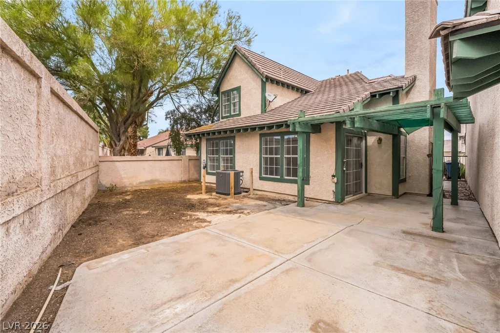 4025 Chalfont, Las Vegas, NV 89121