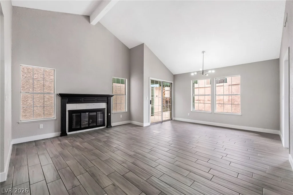 4025 Chalfont, Las Vegas, NV 89121