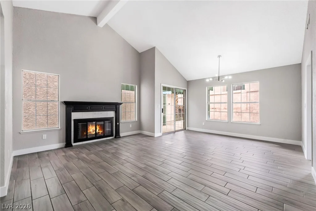 4025 Chalfont, Las Vegas, NV 89121