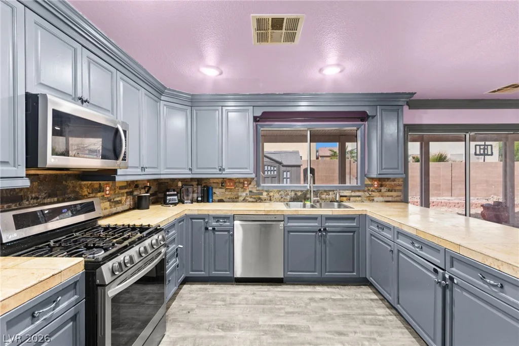 3228 Visionary Bay, North Las Vegas, NV 89081