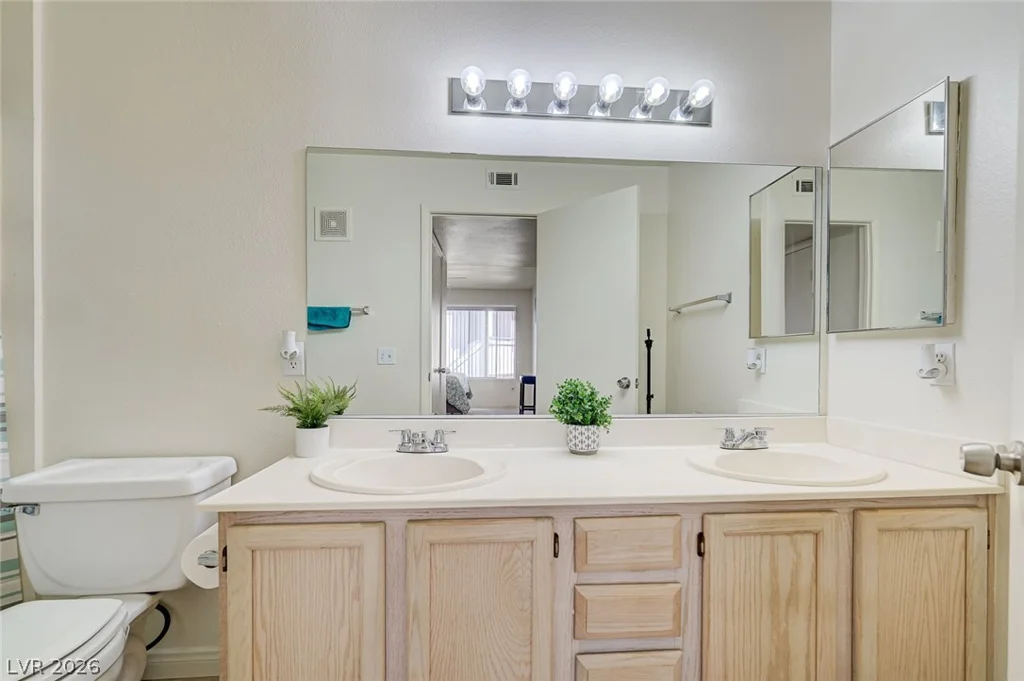 3425 Russell, Las Vegas, NV 89120