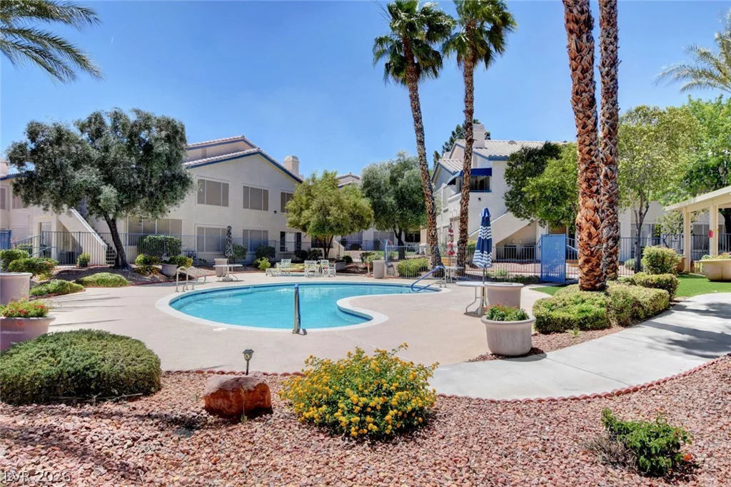 3425 Russell, Las Vegas, NV 89120