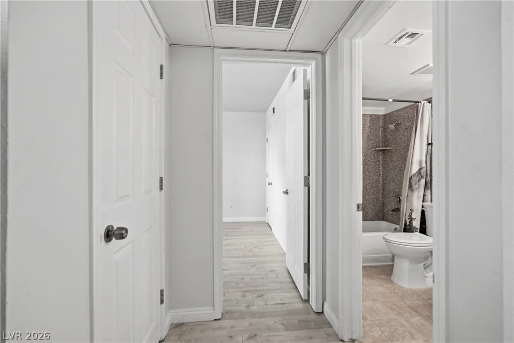 2451 Rainbow, Las Vegas, NV 89108