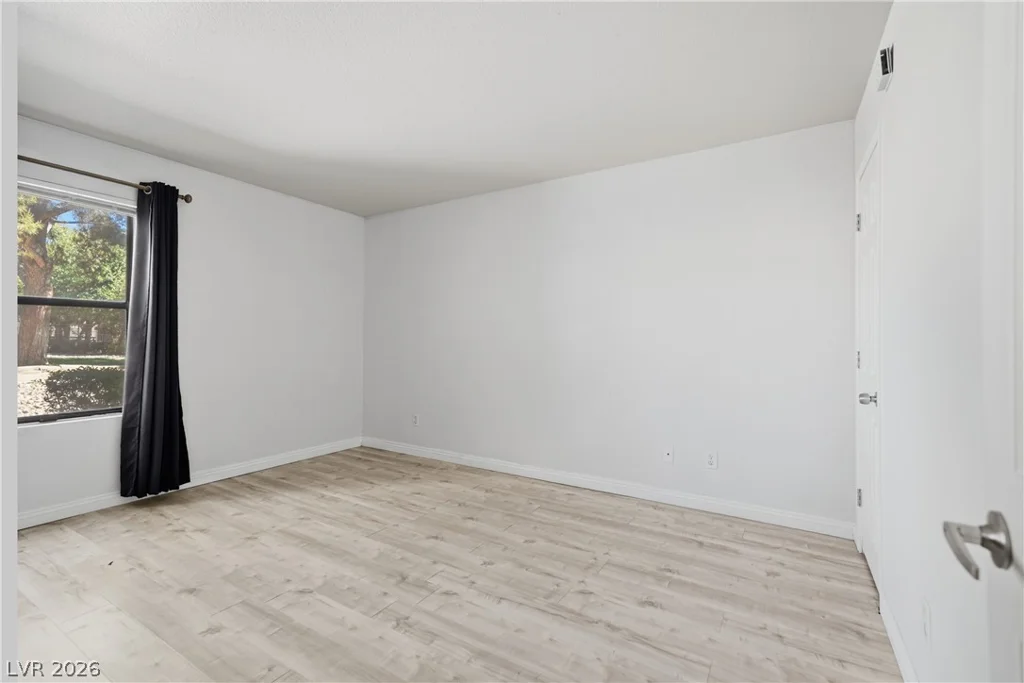 2451 Rainbow, Las Vegas, NV 89108