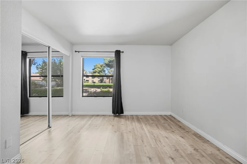 2451 Rainbow, Las Vegas, NV 89108