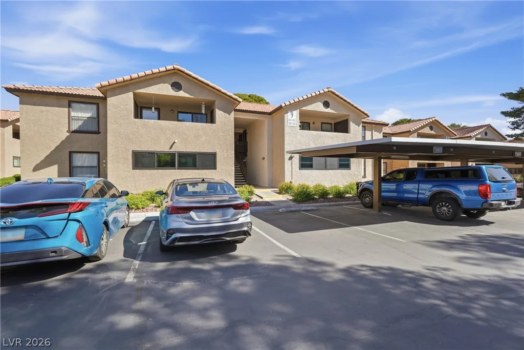 2451 Rainbow, Las Vegas, NV 89108
