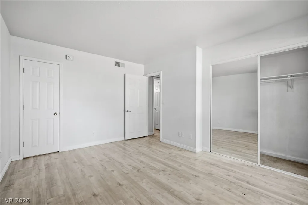 2451 Rainbow, Las Vegas, NV 89108