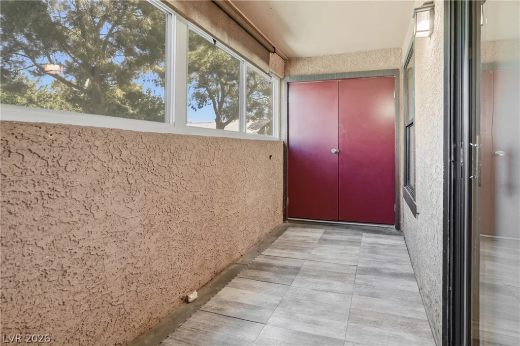 2451 Rainbow, Las Vegas, NV 89108