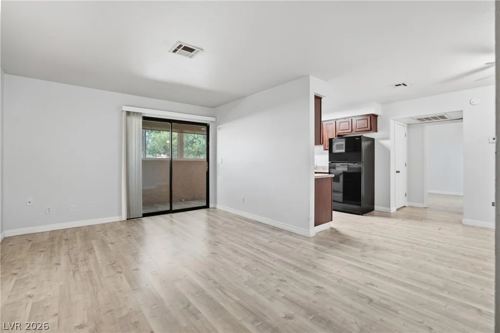2451 Rainbow, Las Vegas, NV 89108