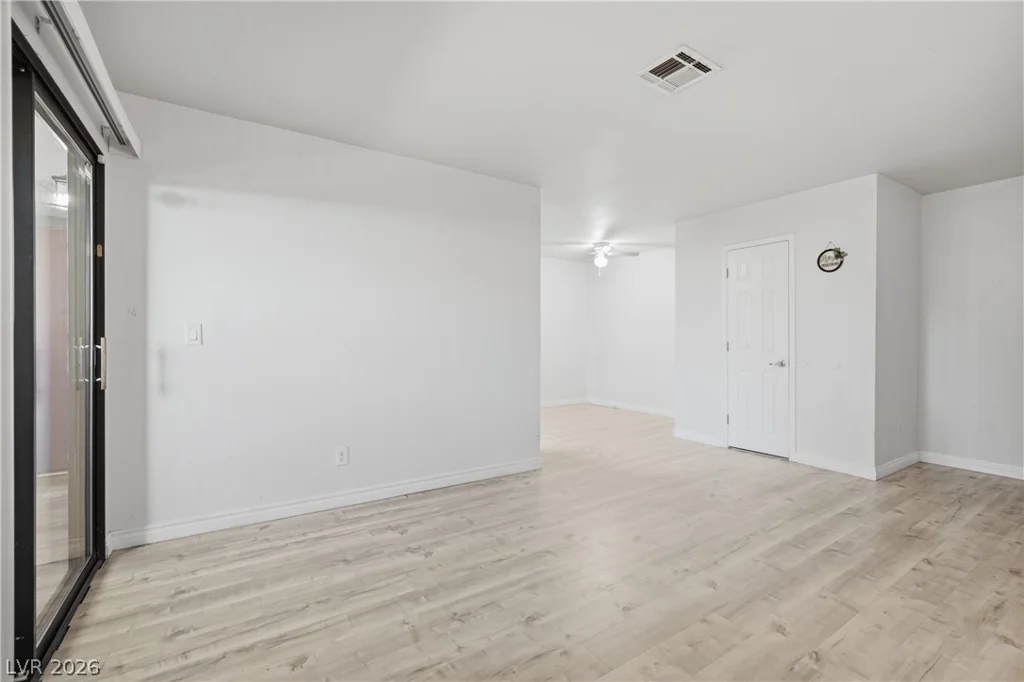 2451 Rainbow, Las Vegas, NV 89108