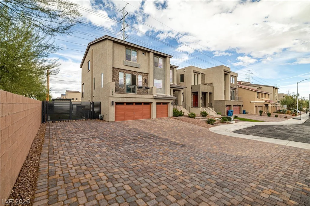 6088 Rockway Glen, Las Vegas, NV 89141
