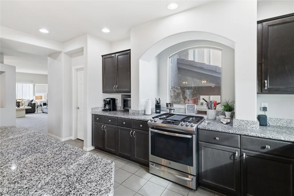 6088 Rockway Glen, Las Vegas, NV 89141
