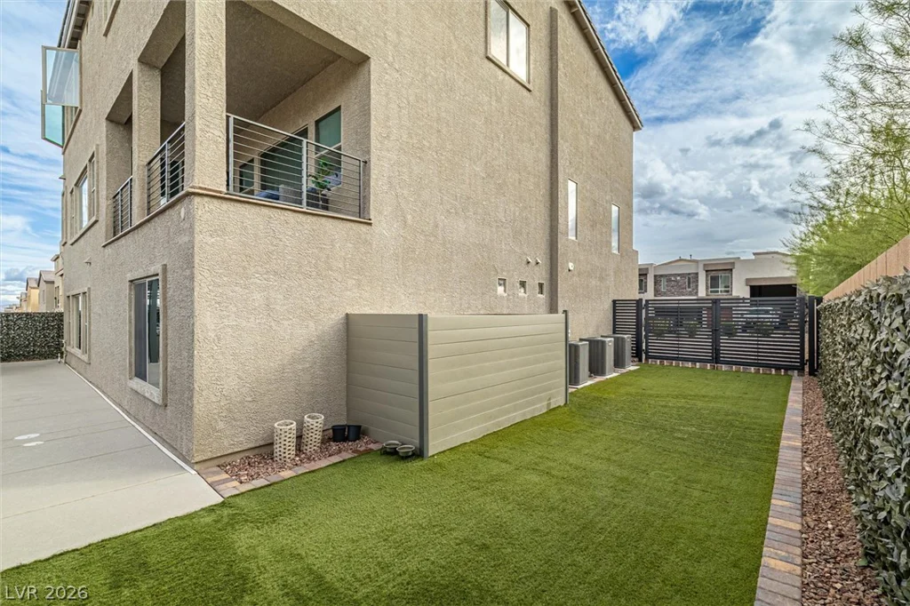 6088 Rockway Glen, Las Vegas, NV 89141
