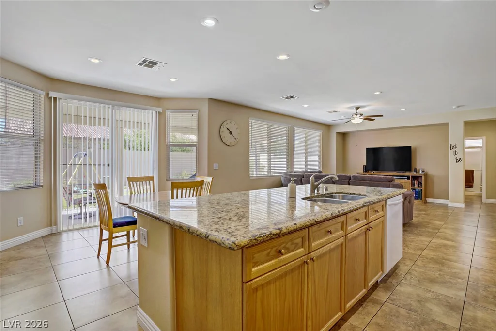 7703 Mesa Verde, Las Vegas, NV 89113