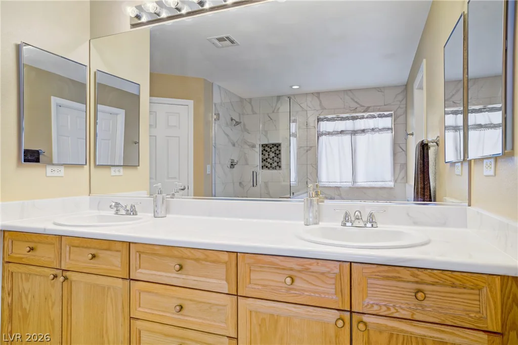 7703 Mesa Verde, Las Vegas, NV 89113