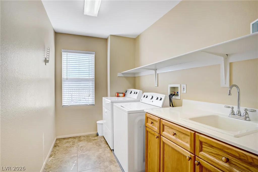7703 Mesa Verde, Las Vegas, NV 89113
