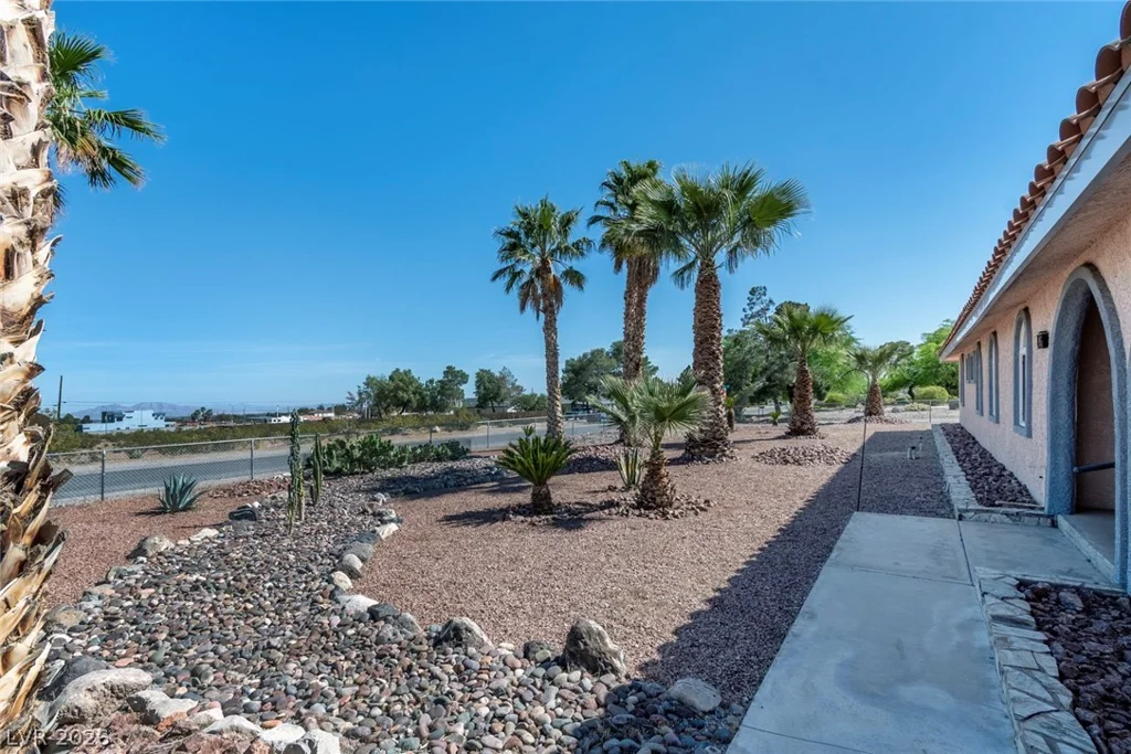 5309 Chieftain, Las Vegas, NV 89149