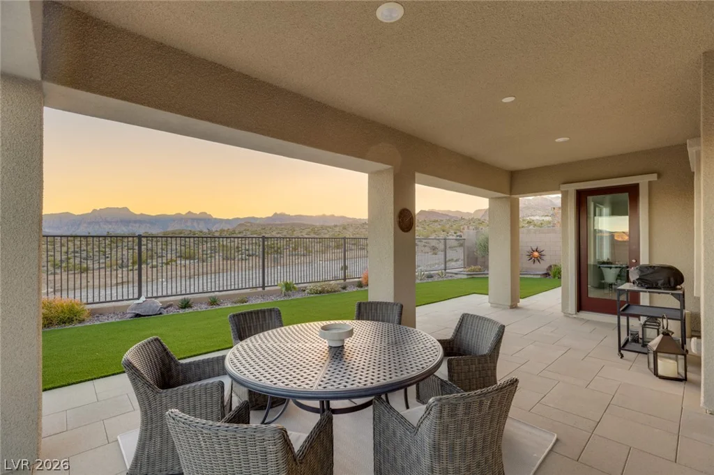 12596 Heritage Heights, Las Vegas, NV 89138