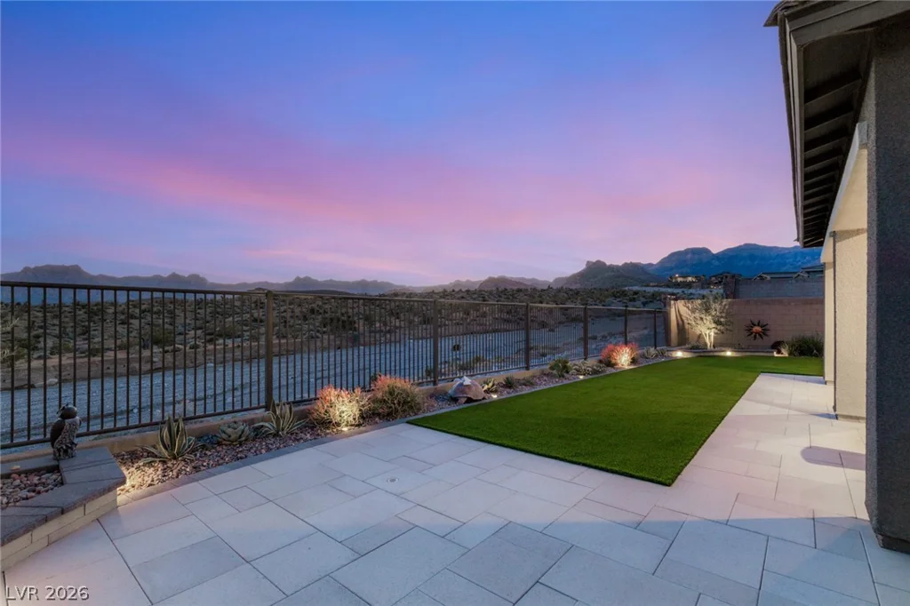 12596 Heritage Heights, Las Vegas, NV 89138