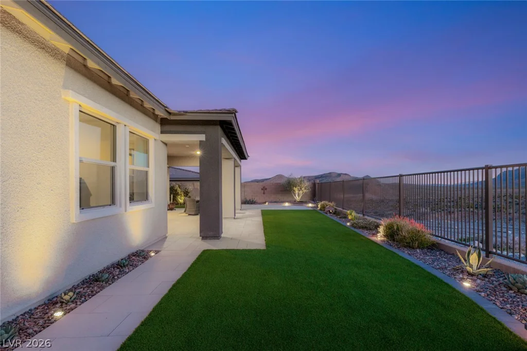 12596 Heritage Heights, Las Vegas, NV 89138
