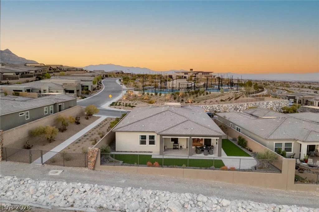 12596 Heritage Heights, Las Vegas, NV 89138