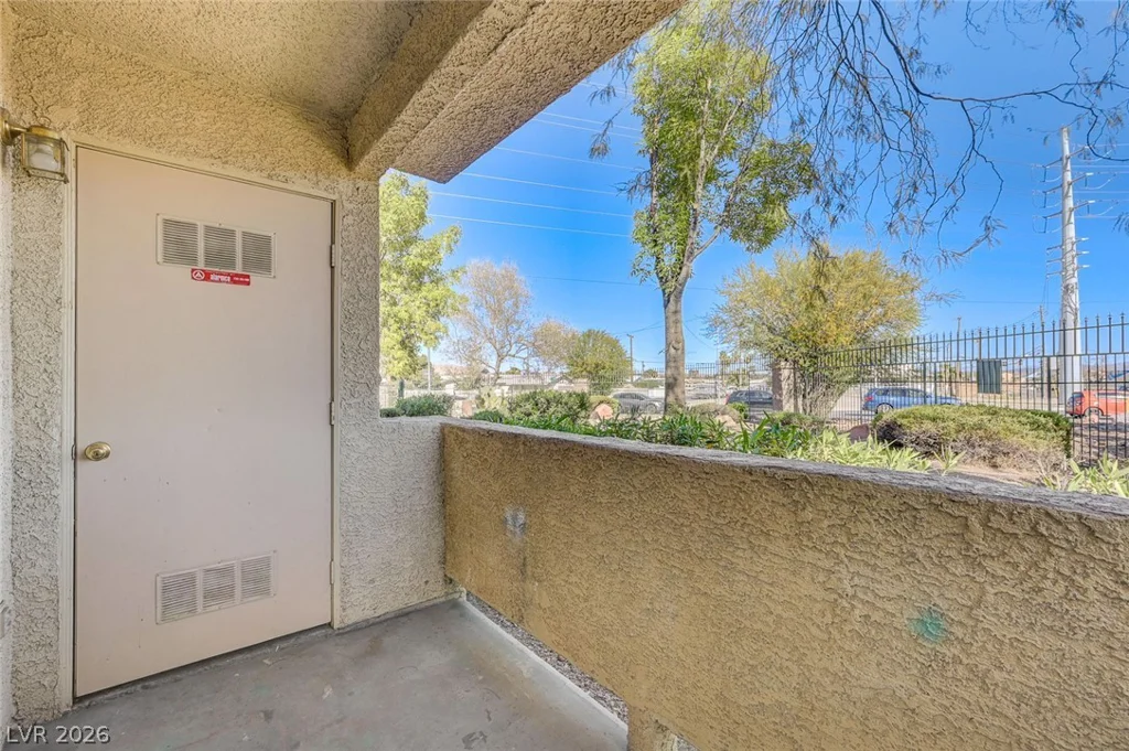 5710 Tropicana, Las Vegas, NV 89122
