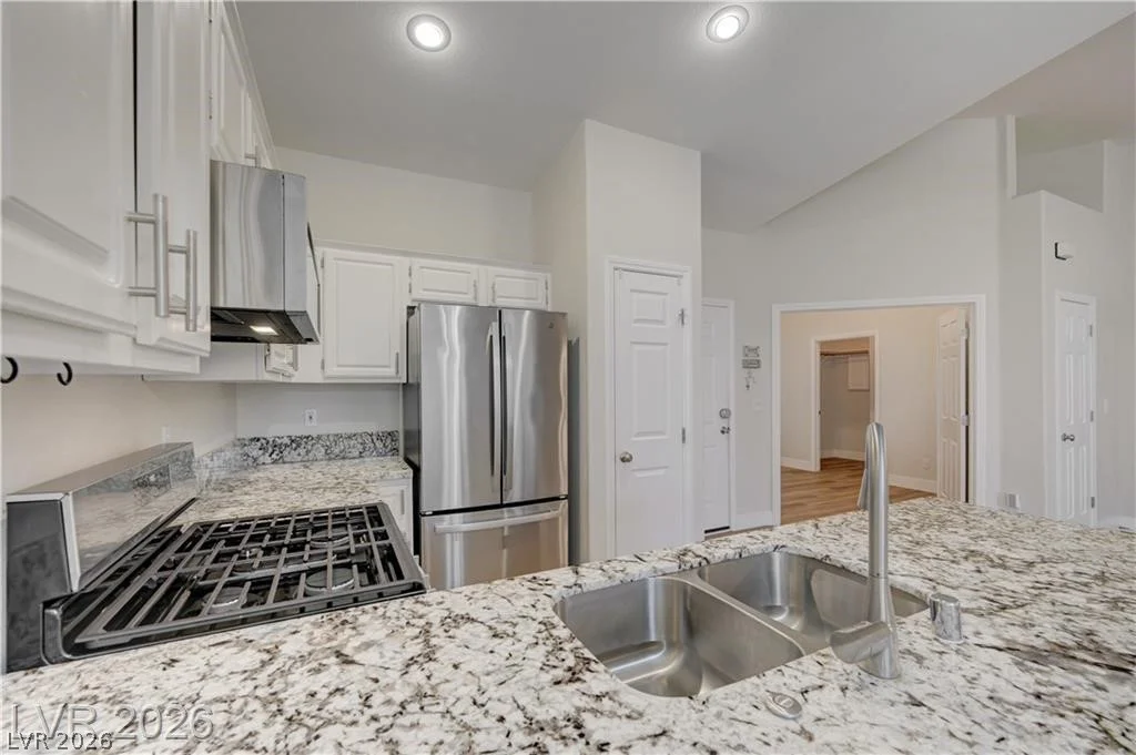 7250 White Dove, Las Vegas, NV 89149