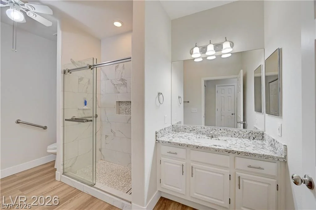 7250 White Dove, Las Vegas, NV 89149