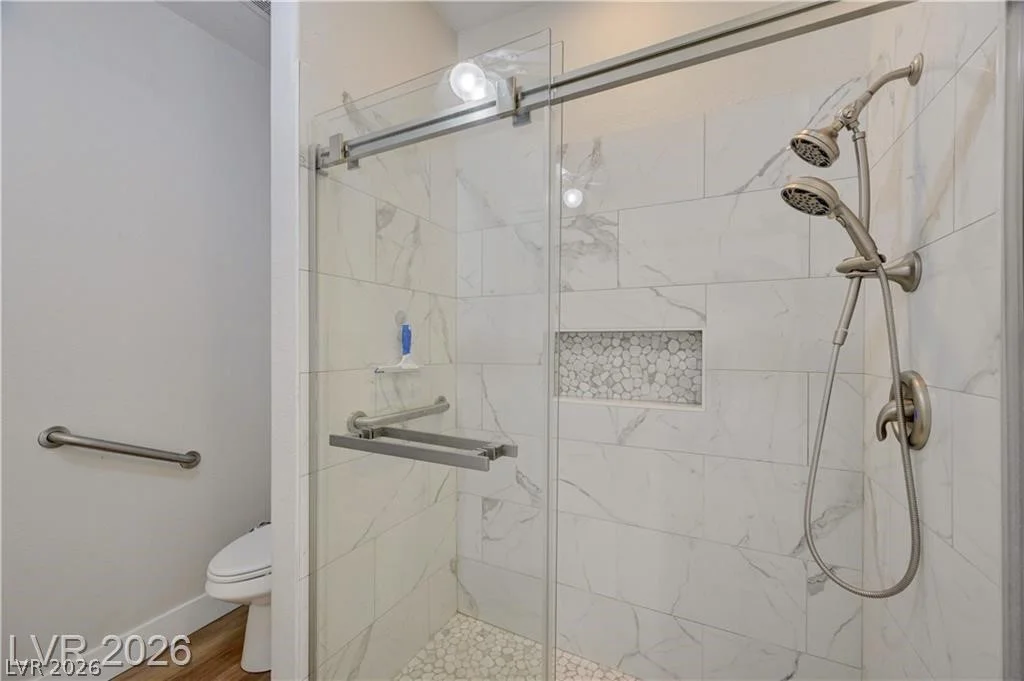 7250 White Dove, Las Vegas, NV 89149