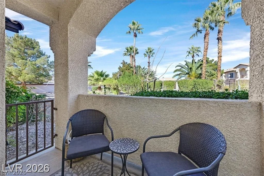 7250 White Dove, Las Vegas, NV 89149