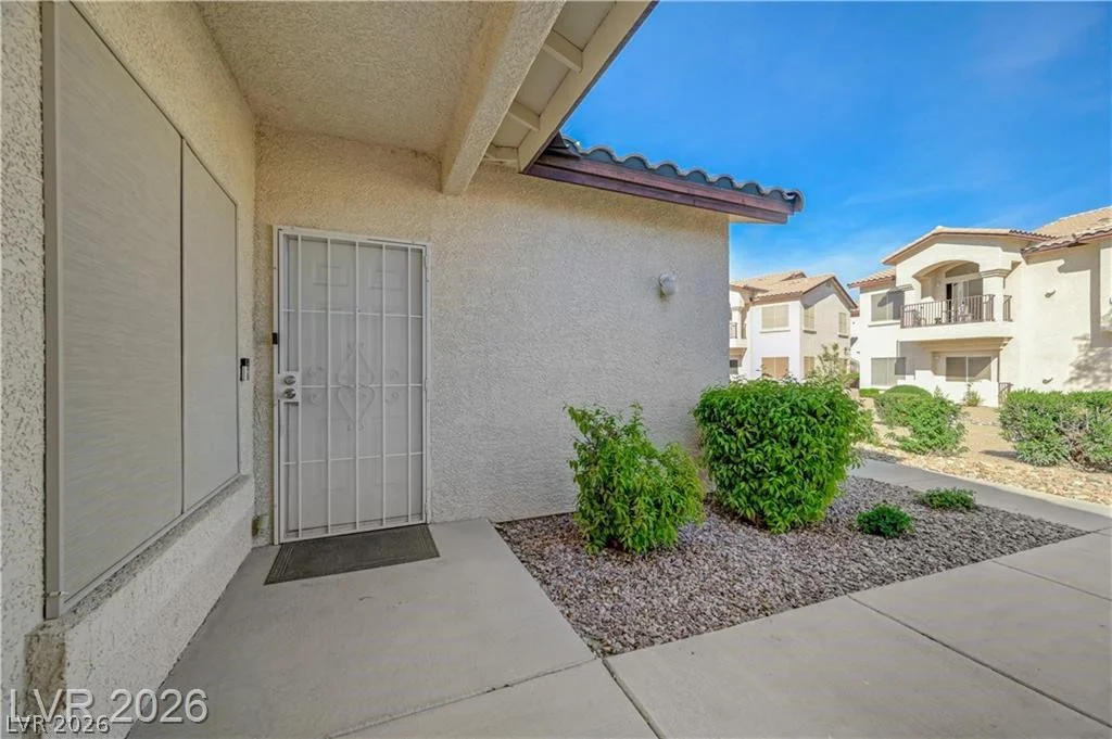 7250 White Dove, Las Vegas, NV 89149