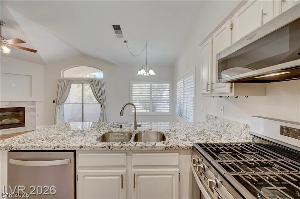 7250 White Dove, Las Vegas, NV 89149