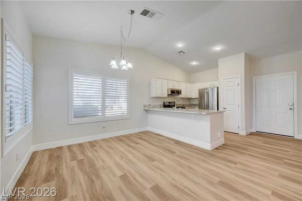 7250 White Dove, Las Vegas, NV 89149