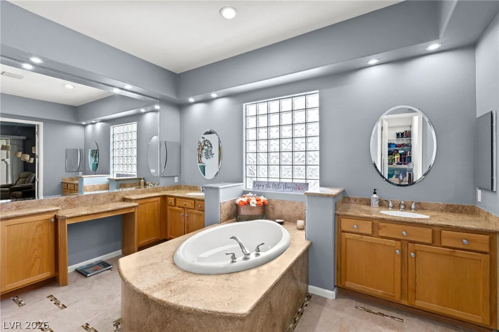 248 Hull, Henderson, NV 89015