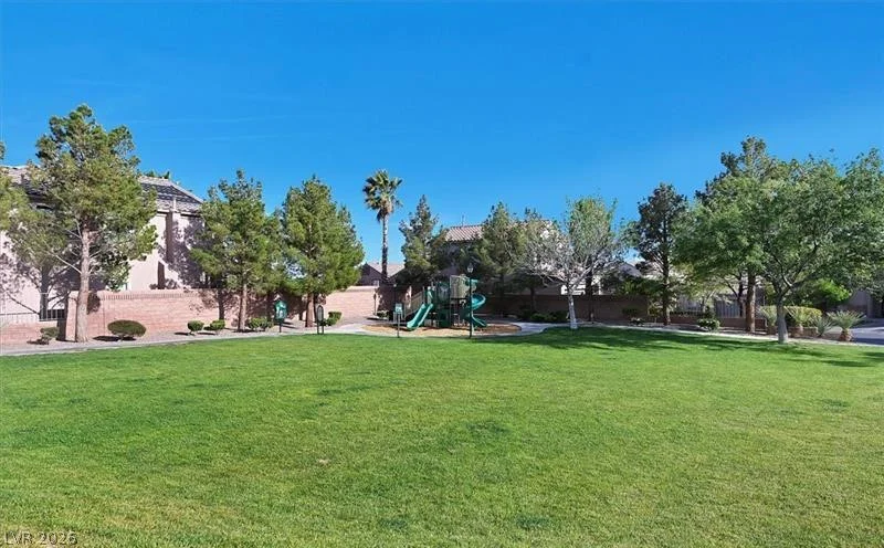 460 Garrafon Bay, Las Vegas, NV 89138